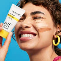 Suntouchable Whoa Glow SPF 30, Sunlight