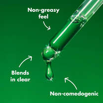 Non Comedogenic Face Oil Blends in Clear and Has a Non Greasy Feel