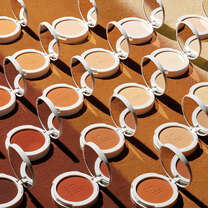 Camo Powder Foundation, Rich 650 C - rich with cool undertones