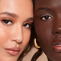 Soft Glam Satin Foundation, 25 Light Neutral - light with neutral undertones