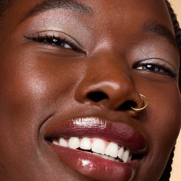 Fine as Fleck Glitter Eyeshadow, Champagne Showers - Peachy Beige with Champagne Sparkle
