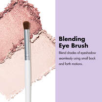 How to Use Blending Eyeshadow Brush