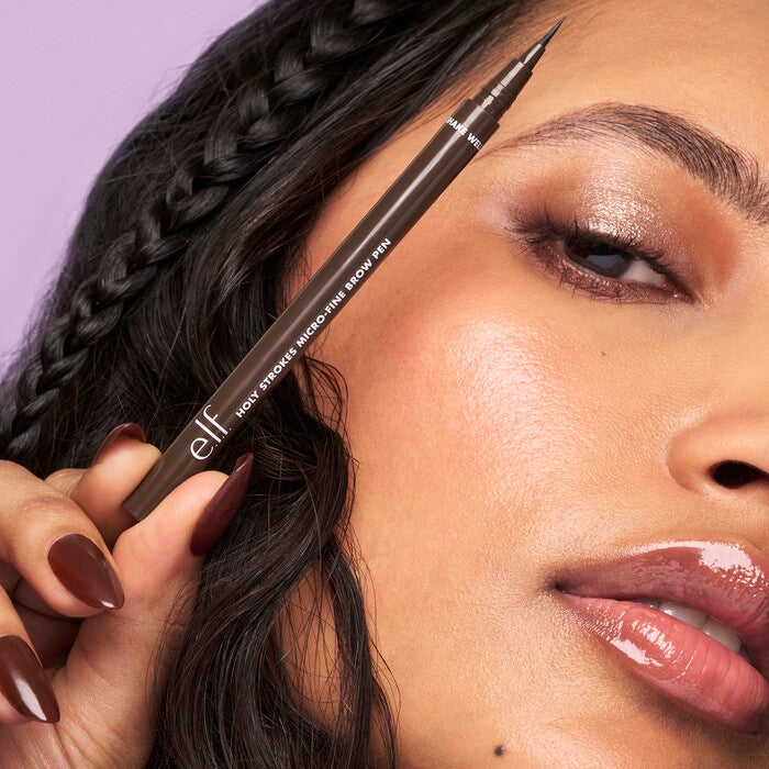 Model After Applying Holy Strokes Dark Brown Micro-Fine Brow Pen