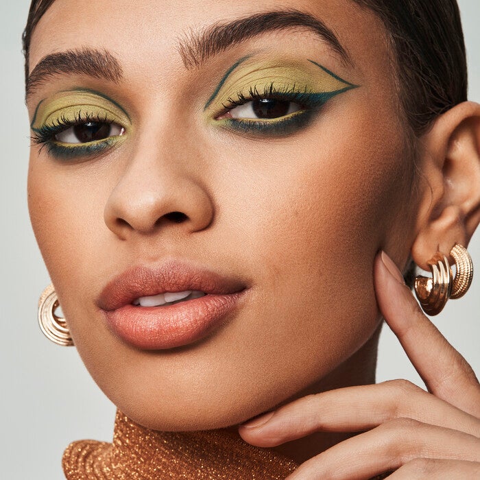 No Budge Matte Shadow Stick, Out of Sight