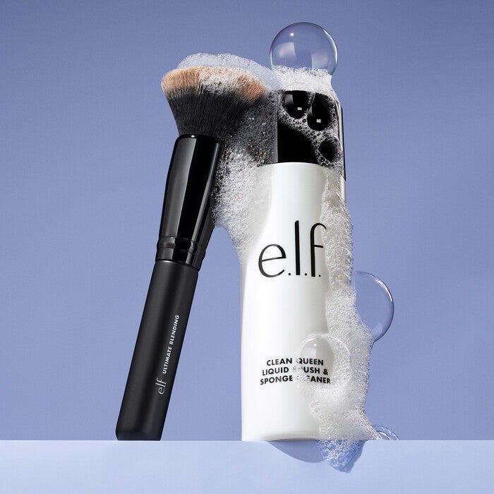 Clean Queen Brush and Sponge Cleaner with Makeup Brush