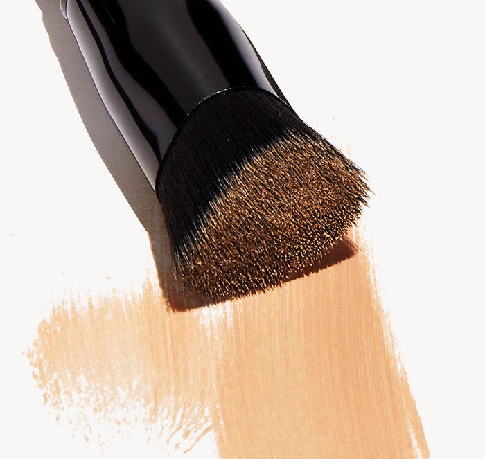 Triangular Buffing Foundation Brush, 