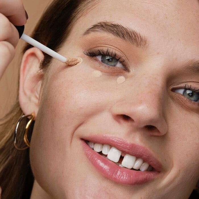 Soft Glam Satin Concealer, 