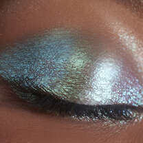 Duochrome Liquid Eyeshadow, Mer-mazing (Metallic Blue/Green)